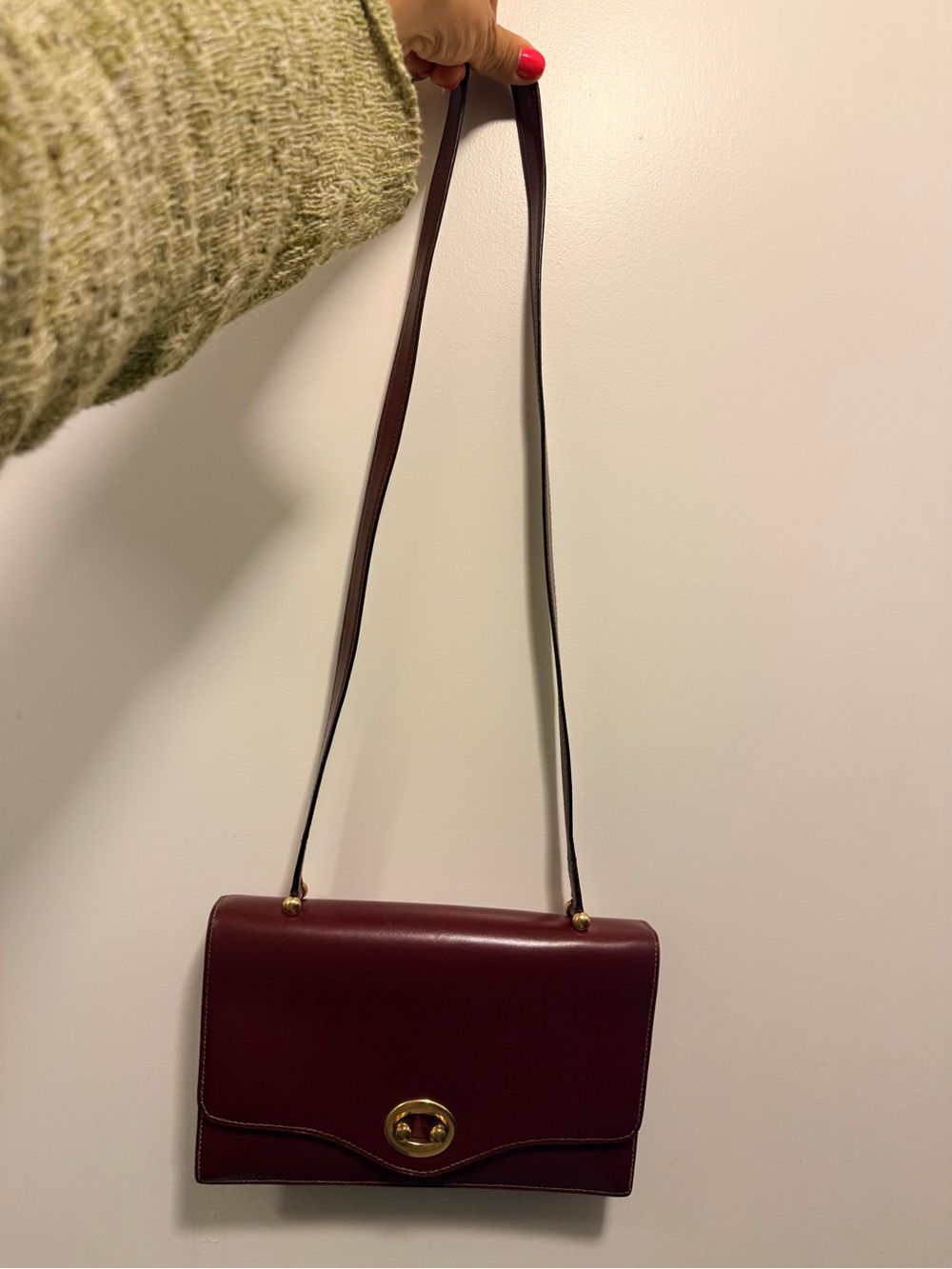 Hermes Burgundy Leather Shoulder Bag with Gold Hardware - Picture 2 of 7